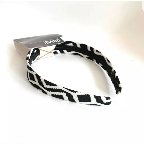 Geometric Headband Hair Band Head Band Black White One (1) New with tags - Picture 2 of 4
